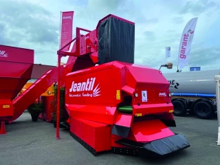 Choisir son matériel d’alimentation et de paillage