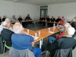 Renouvellement et projets au centre des débats