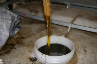 L’huile pour le moteur, les tourteaux pour les animaux