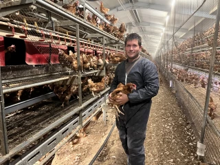 Antonin Chabert : un poulailler contre vents et marées