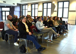 XR Repro poursuit sa croissance