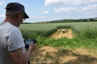 Le semoir est un drone