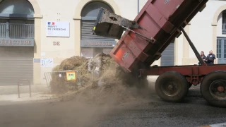 Courroux des agriculteurs : « Le loup, on n'en veut pas ! »