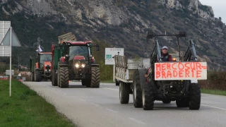 Feux et opérations escargot pour se faire entendre jusqu'au gouvernement