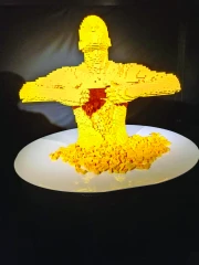 Petites briques pour grandes œuvres