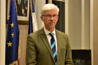 Après un été agité, le préfet prépare la rentrée