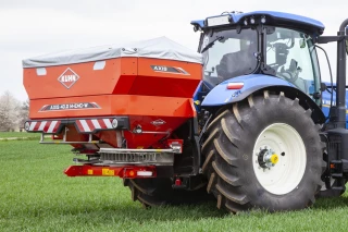 Pas de gaspillage d’engrais ni de perte de rendement avec les dispositifs de bordure