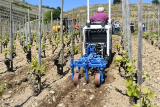 Fortes pentes : notre sélection de matériel pour le travail du sol 