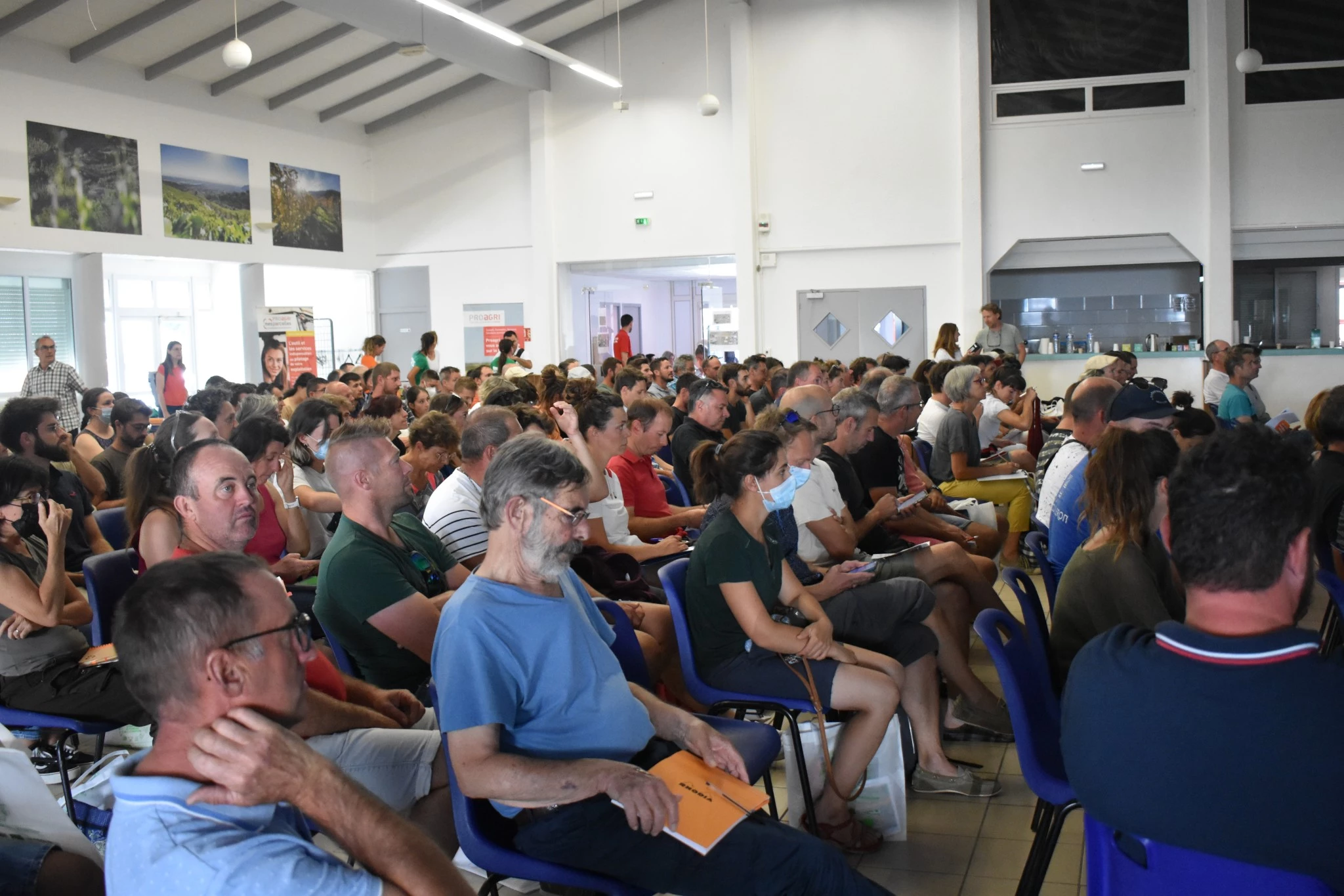 De nombreux vignerons ont assisté aux ateliers en salle dans le cadre de la journée technique Tech & Bio