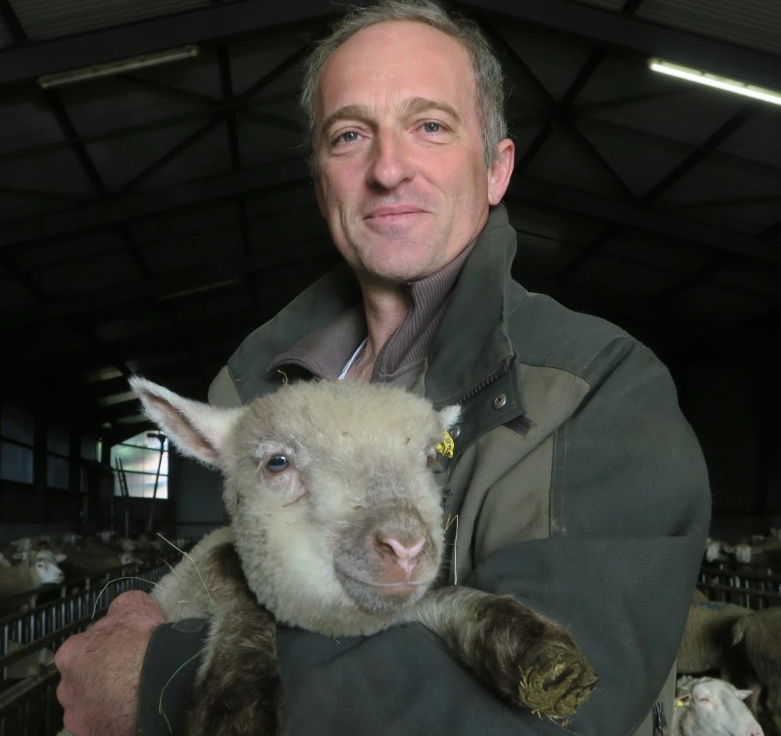 « Voir notre laine valorisée localement »